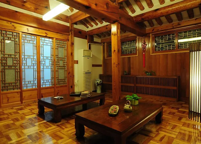 Kundaemunjip Hanok * Seul