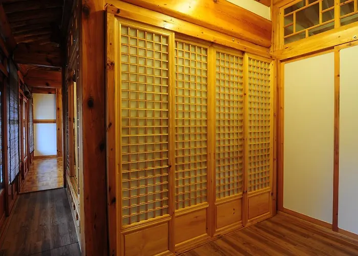 Kundaemunjip Hanok